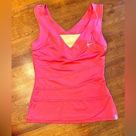 Nike Tops - NIKE DRI FIT Ribbed Tank Top Ladies Size Small Excellent Condition Peach Color